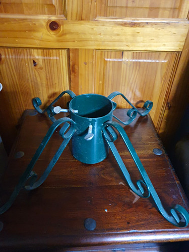 Green metal christmas - green,