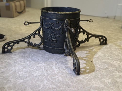 Sturdy metal antique - antique, bronze